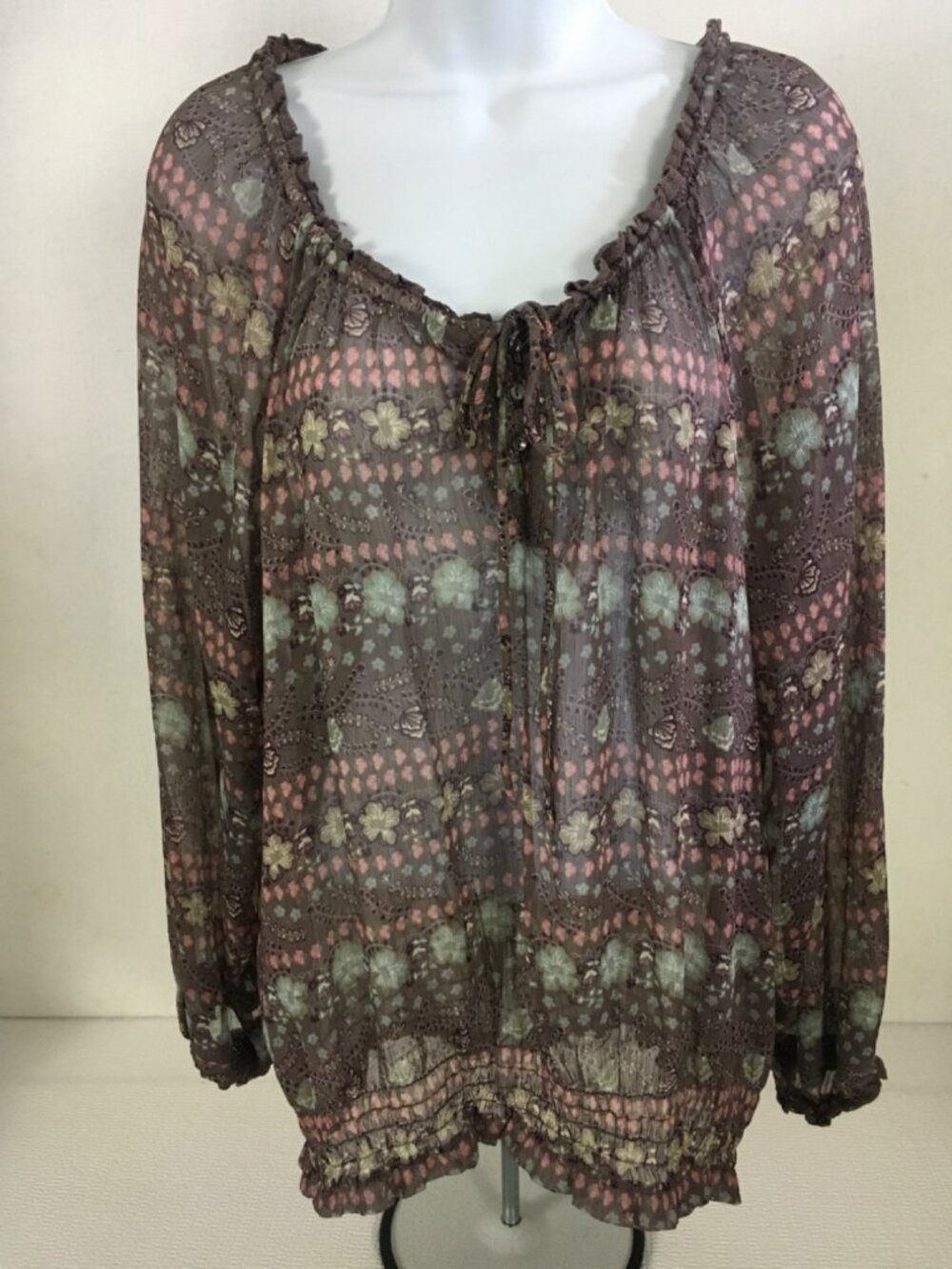 Decree Top Size XL Sheer Purple with Pink Blue Flowers Scoop Neck 3/4 Sleeves